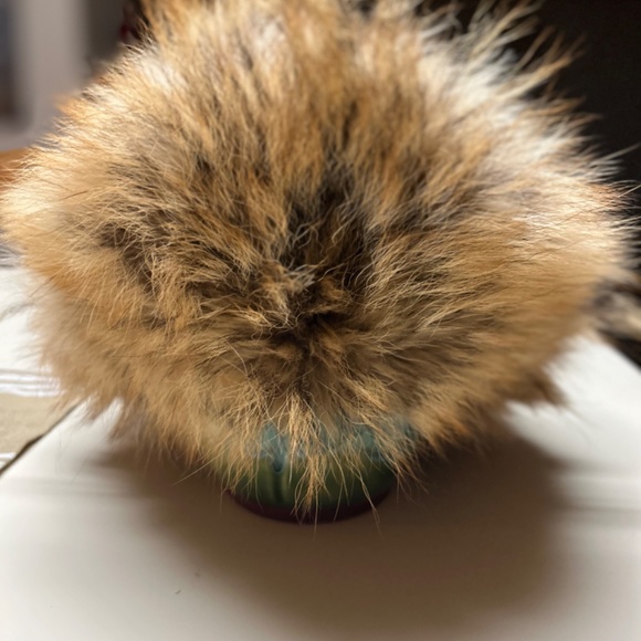 Fur coat with matching hat - Picture 13 of 13